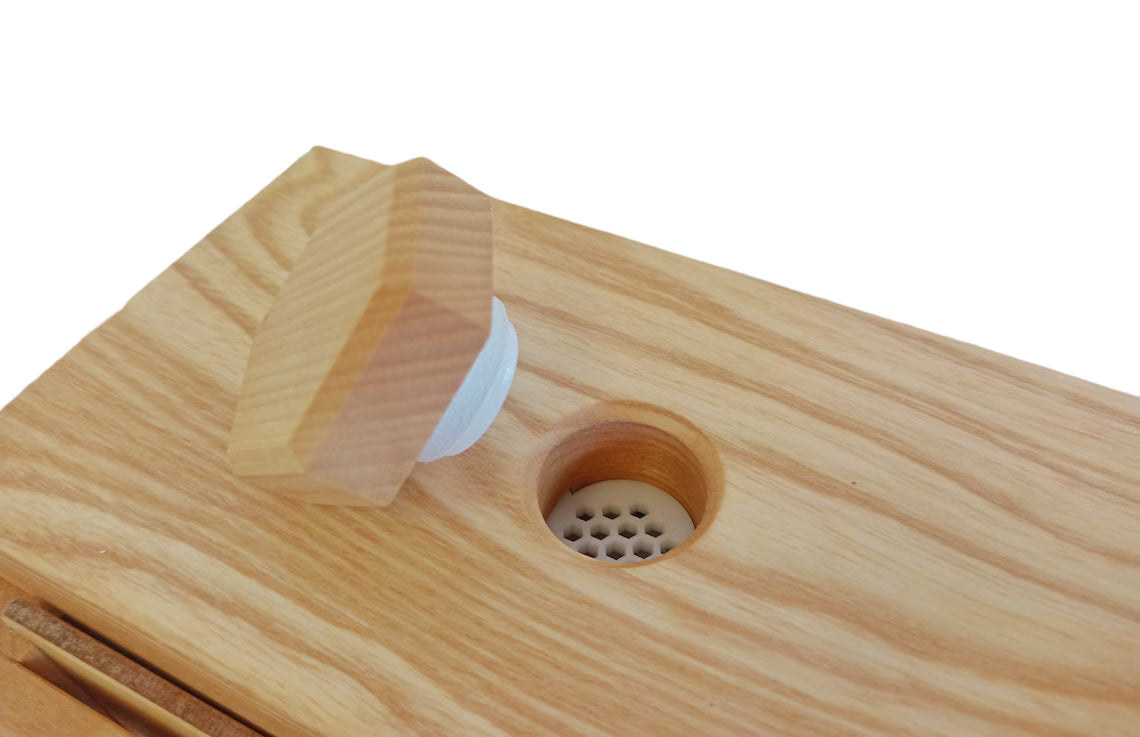 2 frame observation hive syrup feeder opening on lid
